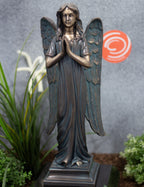 Engel Bronze Patina grün