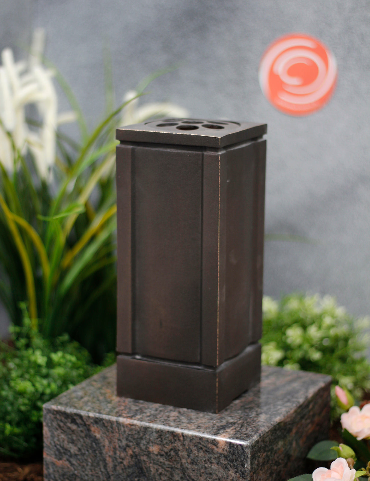 Grabvase Bronze