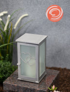 Grablampe Edelstahl mit Herz-Ornament klein